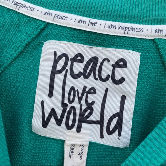 Peace Love World NWOTs Women’s Day Sweatshirt Color Green Clover Size XS - Picture 5 of 6